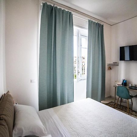 Il Miracolo Di San Gennaro Hotell Napoli Eksteriør bilde